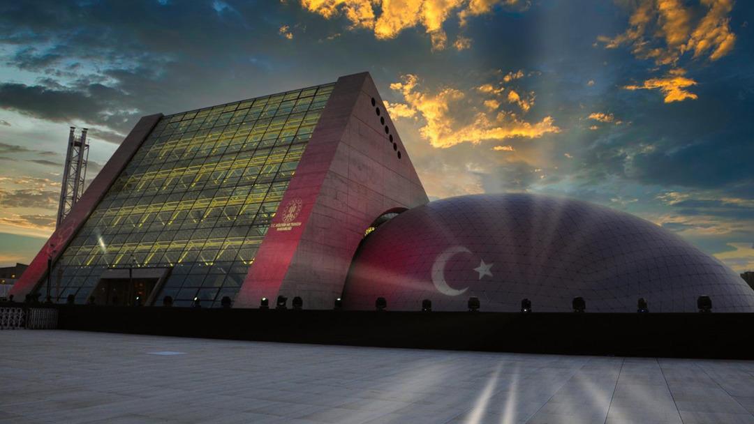 Bakan Ersoy verileri paylaştı! 2025 k&uuml;lt&uuml;r sanatta rekor yılı oldu 2