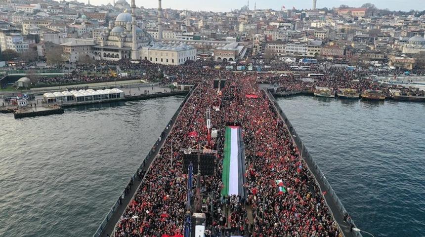 Galata K&ouml;pr&uuml;s&uuml;'nde Gazze buluşması! 