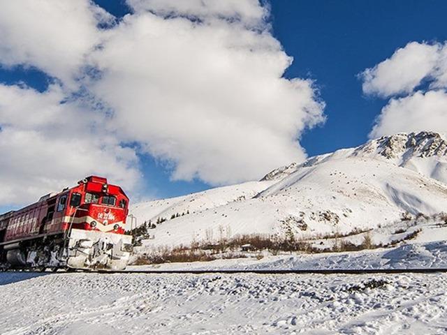 Turistik Doğu Ekspresi yola &ccedil;ıkıyor! Bakan Uraloğlu duyurdu