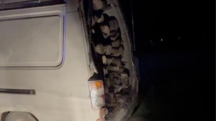 G&ouml;nen ve Manyas sınırında odun hırsızlığına su&ccedil;&uuml;st&uuml;