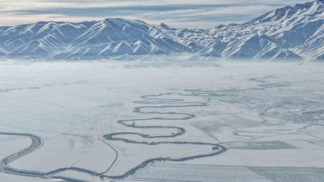 Y&uuml;ksekova&rsquo;nın kar altındaki menderesleri hayran bırakıyor 7
