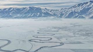 Yüksekova’nın kar altındaki menderesleri hayran bırakıyor