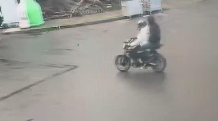 Bakırk&ouml;y&rsquo;de 1 kişinin hayatını kaybettiği silahlı saldırıyla ilgili yakalanan 12 ş&uuml;pheli adliyeye sevk edildi