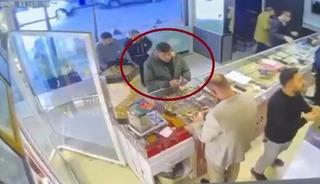 Siirt'te &ouml;ld&uuml;r&uuml;len kadının &ccedil;alınan altınlarının kuyumcuda bozulduğu anlar kameraya yansıdı