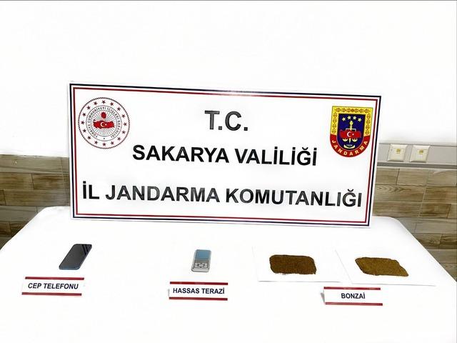 Sakarya'da uyuşturucu operasyonunda yakalanan zanlı tutuklandı