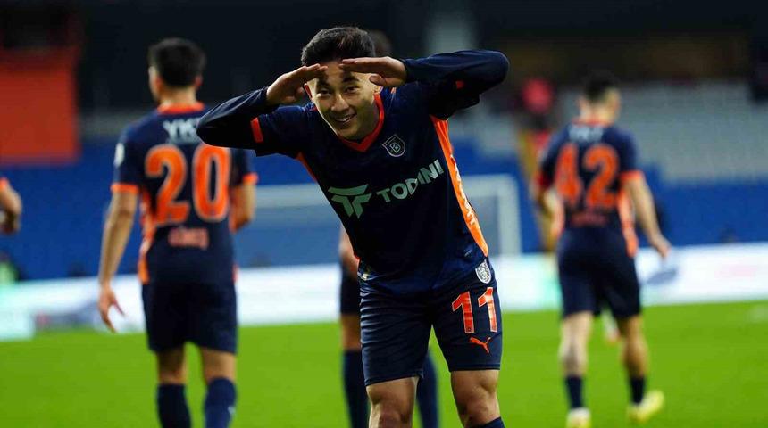 Başakşehir Gaziantep'i farka boğdu! Gaziantep FK Galatasaray ma&ccedil;ı &ouml;ncesi 2 ismini kaybetti