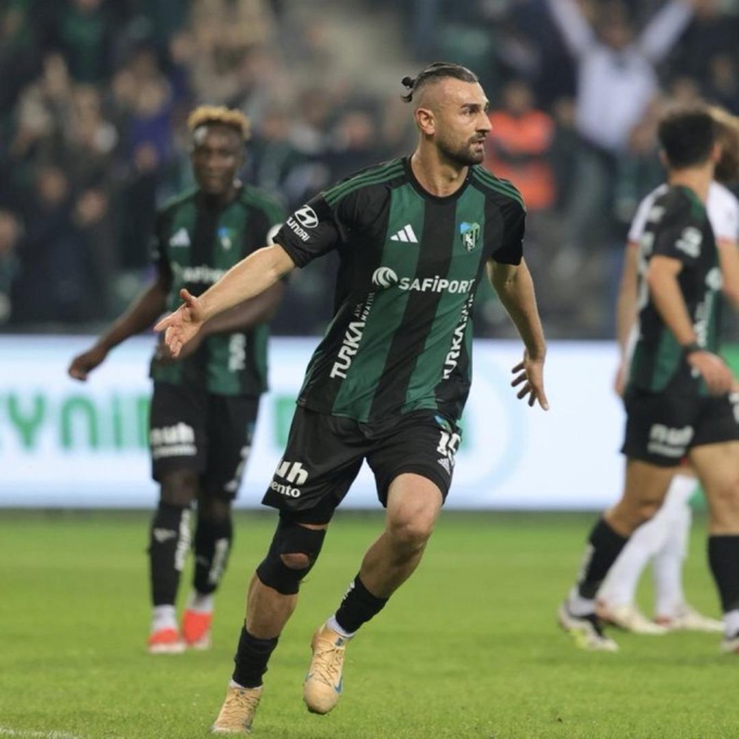 Serdar Dursun dan Osimhen ve Icardi için flaş açıklama!   Gol vuruşu çok iyi değil    3