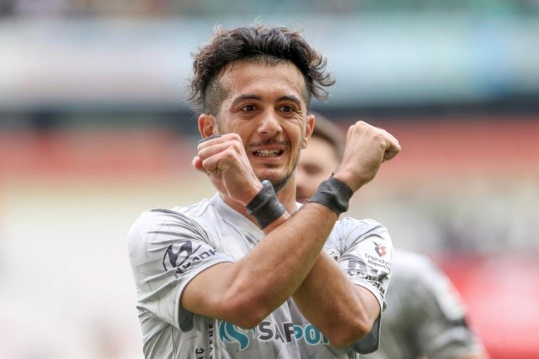 Serdar Dursun dan Osimhen ve Icardi için flaş açıklama!   Gol vuruşu çok iyi değil    4