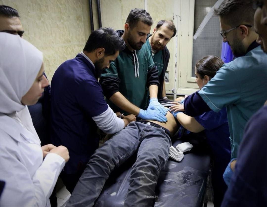 Halep&rsquo;te &Ccedil;atışma Var: Top Mermileri İki Binaya İsabet Etti 1