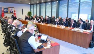 İ&ccedil;işleri Bakanlığı'ndan yeni yıl tedbirleri i&ccedil;in toplantı