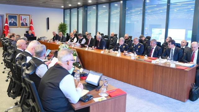 İçişleri Bakanlığı'ndan yeni yıl tedbirleri için toplantı