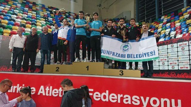 Odunpazarı Belediyesi atletizm dalında Türkiye üçüncüsü oldu