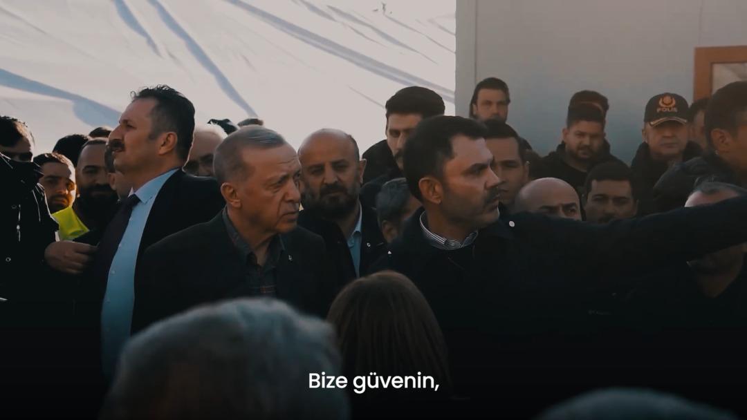 Bakan Kurum dan deprem bölgesi için  Tohum  filmi paylaşımı 4