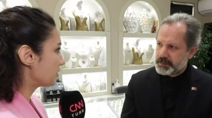 'Sevinecek durum yok' Altın 46 yıllık rekorunu kırdı ama 'K&ouml;t&uuml;ye gidiyor'