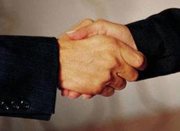 Dört şirketini birden yabancıya sattı