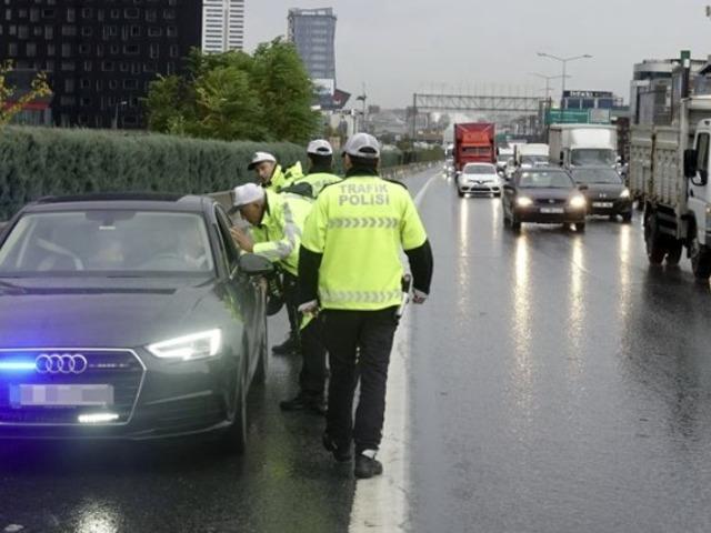 Anayasa Mahkemesi'nden ara&ccedil; sahiplerini ilgilendiren 'iptal' kararı 