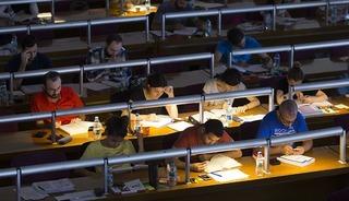 K&uuml;t&uuml;phanelerde rekor b&uuml;y&uuml;me