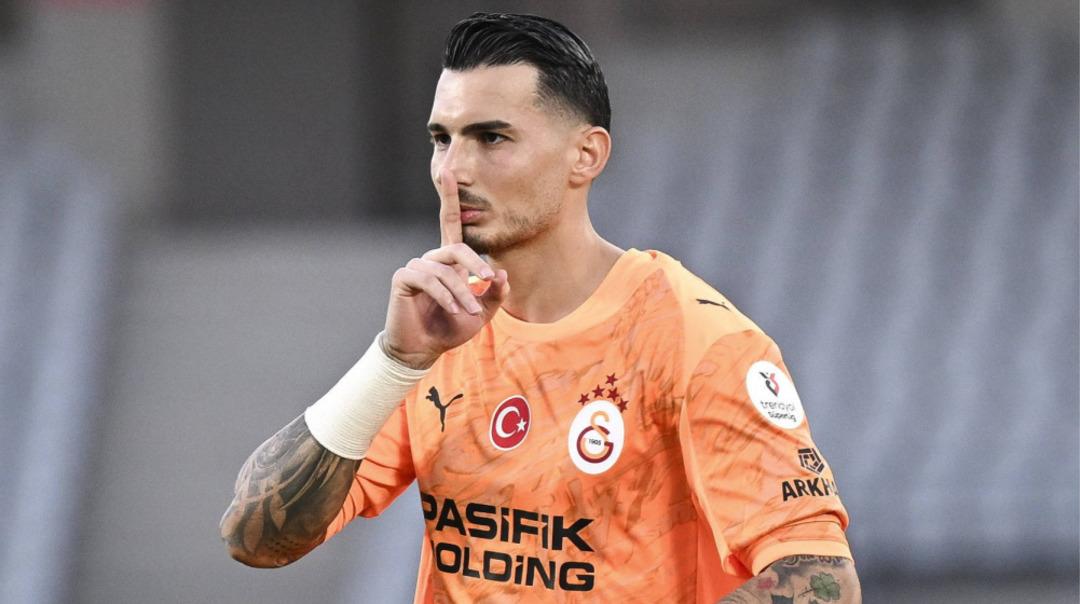 Galatasaray a 3 m&uuml;jde birden! O isimler geri d&ouml;n&uuml;yor 2