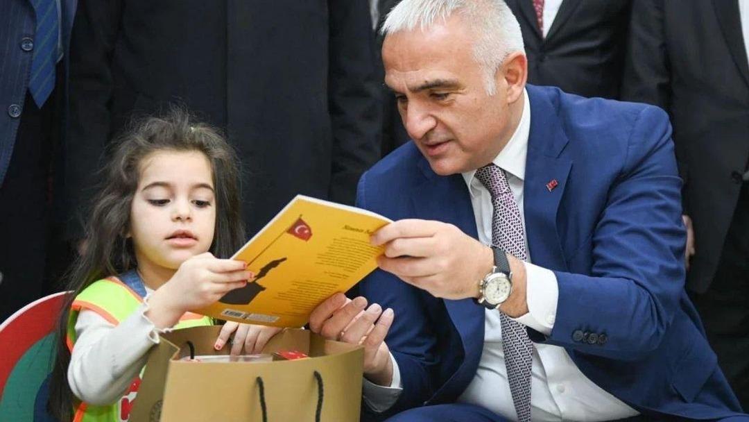 K&uuml;t&uuml;phanelerde rekor b&uuml;y&uuml;me: 800 bin metrekarelik kapalı alan, 1300&rsquo;&uuml; aşkın k&uuml;t&uuml;phane, 26.4 milyon kitap 1