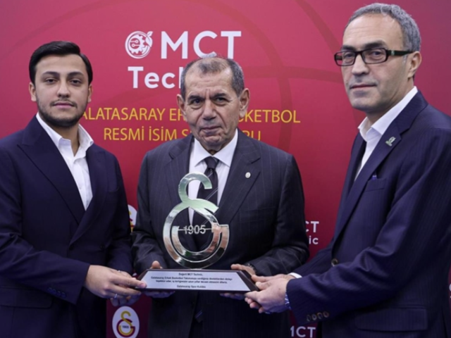 Galatasaray Başkanı Dursun &Ouml;zbek ve beraberindeki sporculardan s&uuml;rpriz ziyaret!