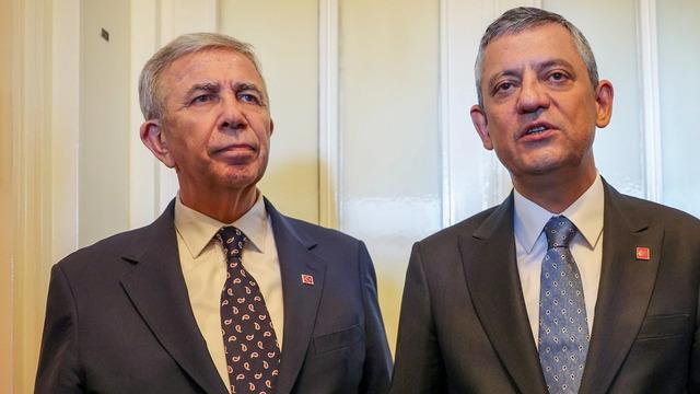 Yavaş'a soruşturma iznine Özel'den tepki! İnsan gurur duyuyor diyerek vurguladı: Alnından öpüyorum başkanım