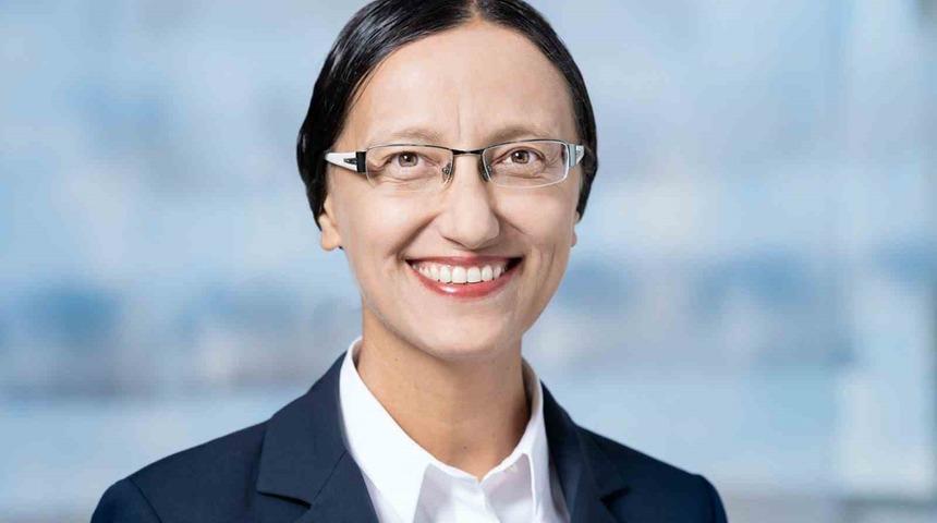 &Uuml;nl&uuml; bilim insanı Kocaeli&rsquo;ne geliyor: Prof. Dr. Dr. h.c. mult. Mutlu &Ouml;zcan