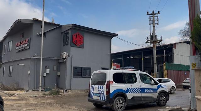 Bursa&rsquo;da metal geri d&ouml;n&uuml;ş&uuml;m fabrikasında yangın paniği 3