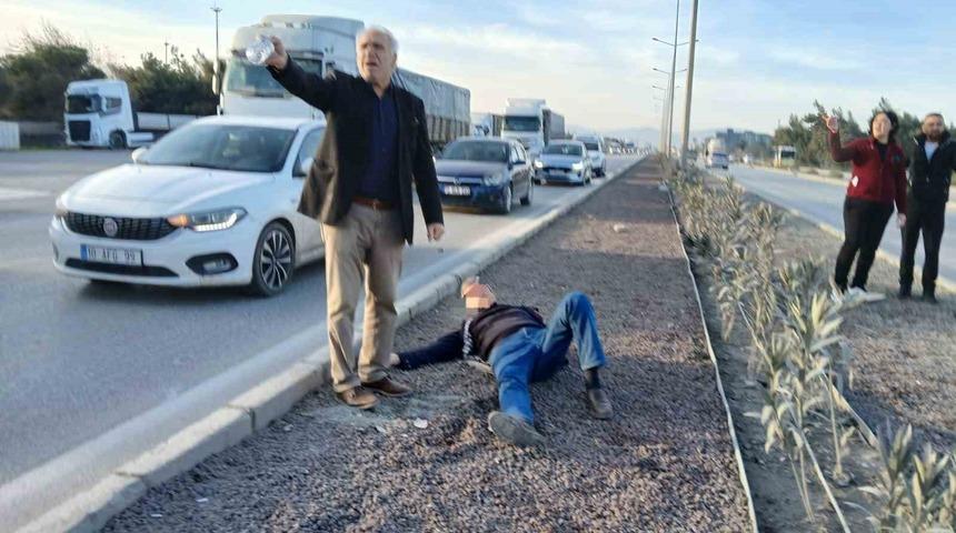 Hurdaya d&ouml;nen ara&ccedil;tan yaralı kurtuldu