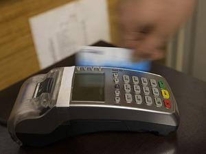 Kartlı &ouml;demeler kasımda 2,27 trilyon lira oldu