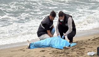 Endonezyalı kadın Antalya'da &ouml;l&uuml; bulundu