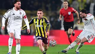 Orkun K&ouml;k&ccedil;&uuml; isyan etti! ''Korkuyorum, psikolojimizi bozuyor''