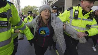 İngiltere’de gözaltına alınan aktivist Thunberg serbest bırakıldı