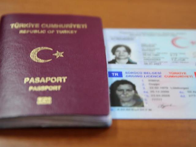 Kimlik, pasaport, ehliyet bedelleri belli oldu: Zam Resmi Gazete'de