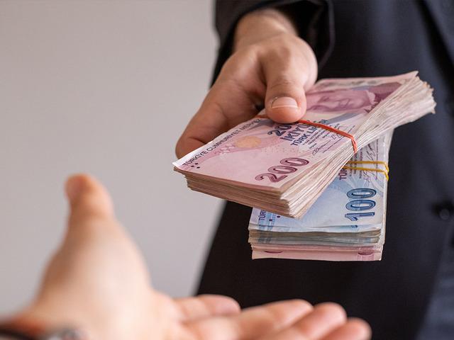 İş d&uuml;nyasından asgari &uuml;cret a&ccedil;ıklaması 'İlave adım' mesajı