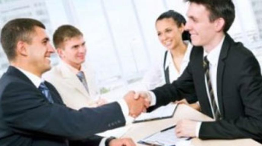 100 bin s&ouml;zleşmeliye kadro m&uuml;jdesi