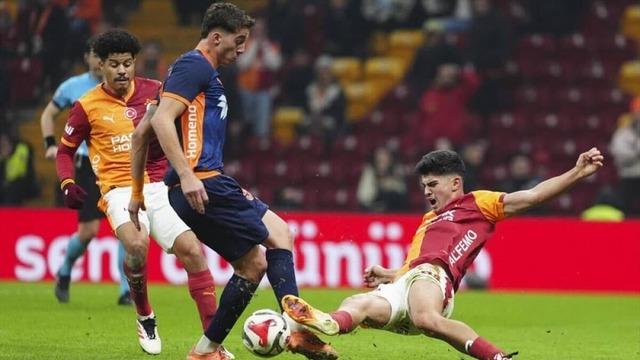 G.SARAY'DA ZAMAN GENÇLERİN ZAMANI! GİTMELİ Mİ KALMALI MI?