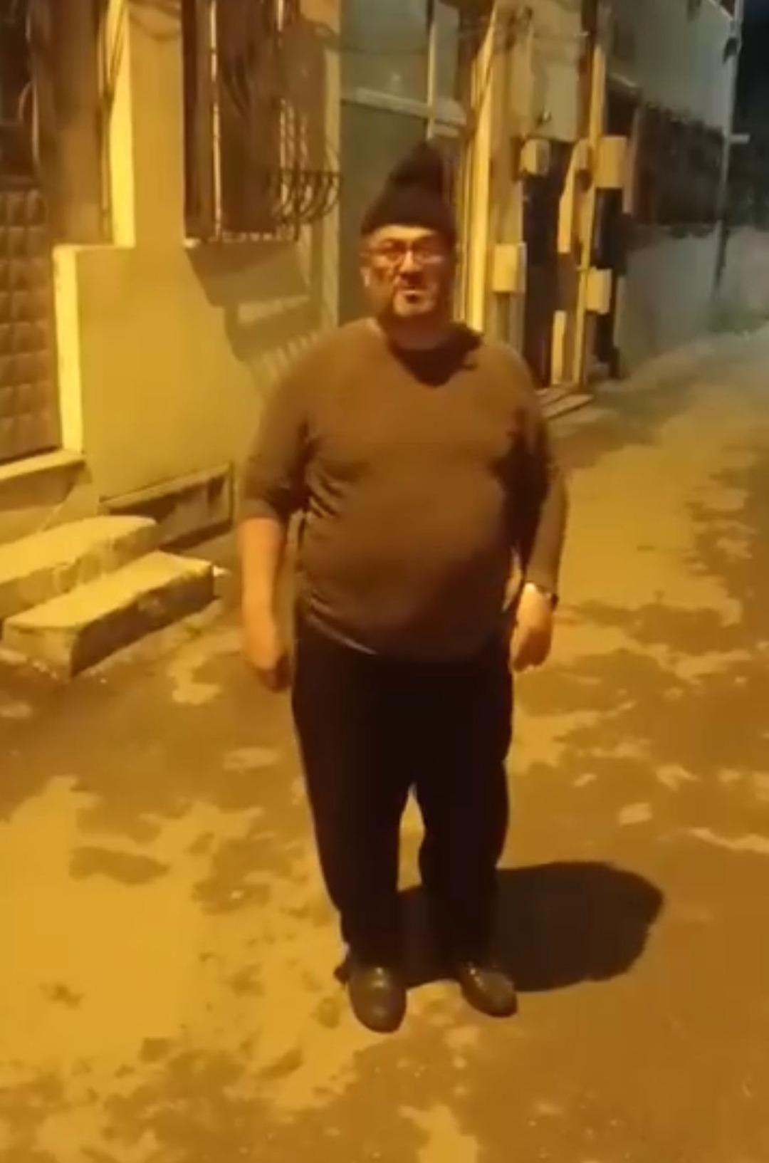 Yolda bulduğu bir deste parayı telaşla arayan sahibine teslim etti, kayda aldı! 2