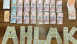 Sakarya&rsquo;da kumar oynandığı tespit edilen 3 iş yerine baskın