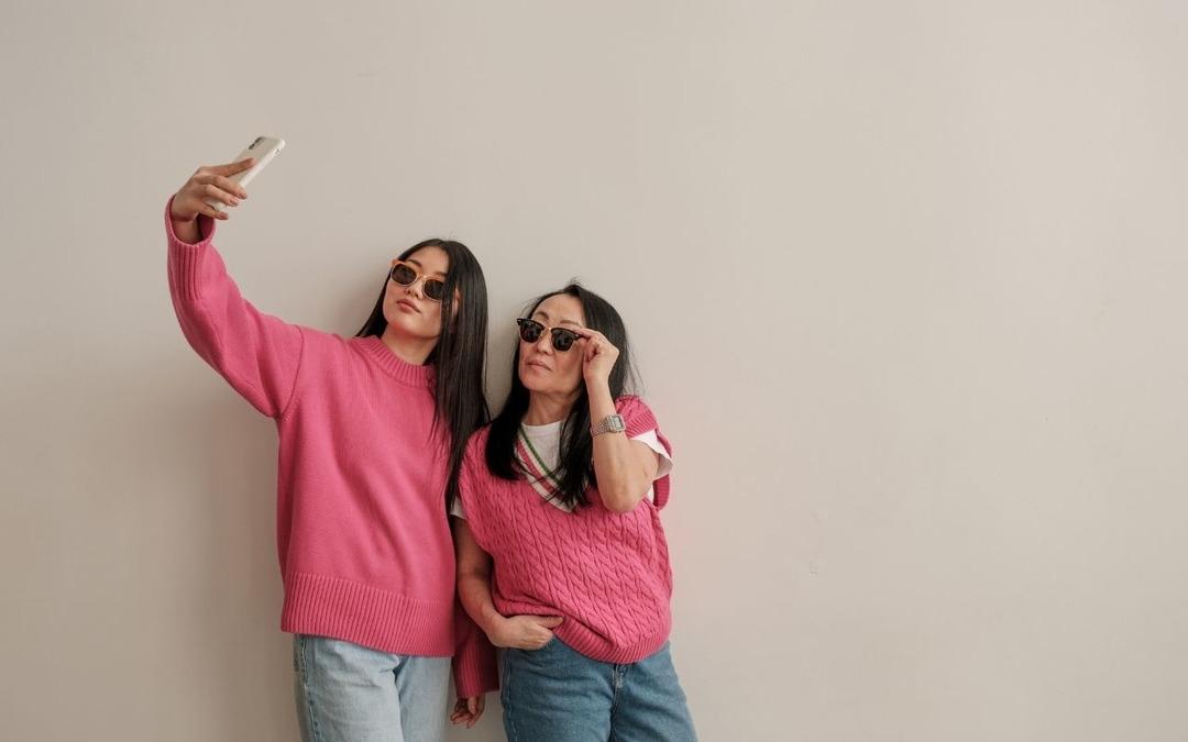 Influencerlar için yeni dönem: Resmi yönetmelik ocakta başlıyor! 2