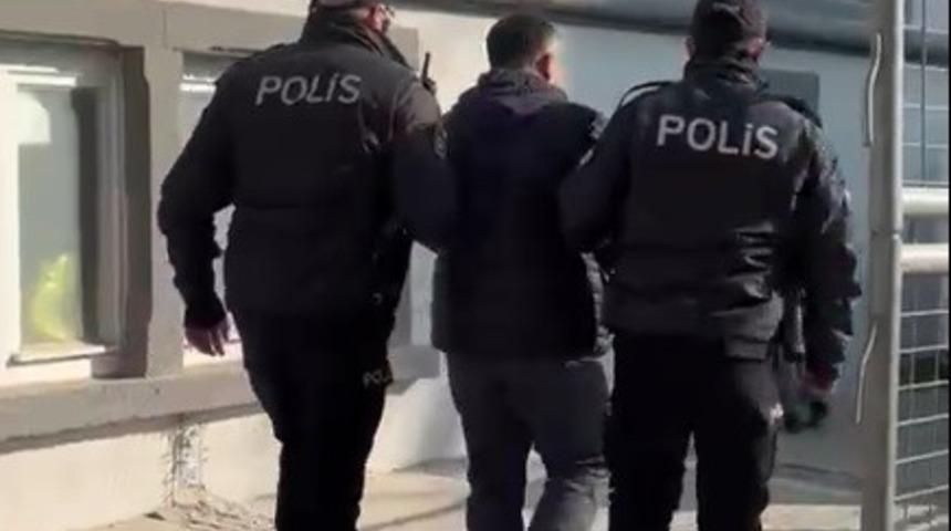 &rsquo;Karşılıksız &ccedil;ek&rsquo; firarisi Konak&rsquo;ta yakalandı