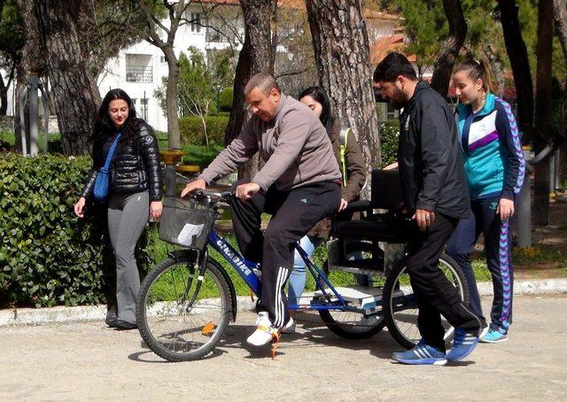 Engelli bireylere bisiklet eğitimi