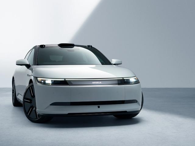 Resmen duyuruldu: Bu &ouml;zelliğe sahip ilk otomobil olacak!