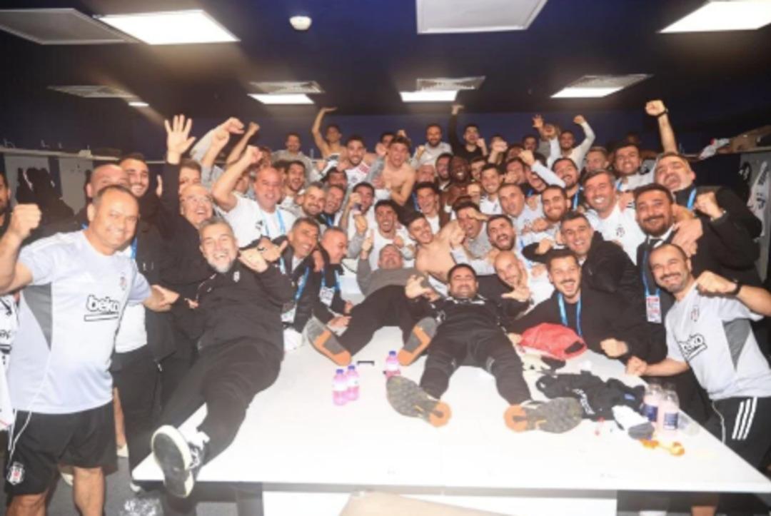 &Uuml;mit &Ouml;zat tan Sergen Yal&ccedil;ın a olay yaratan tepki: Ben olsam bug&uuml;n kovarım 1