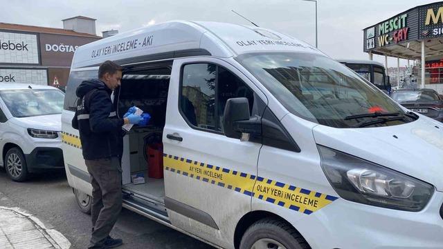 Apartmanın 8. katından d&uuml;şen adam hayatını kaybetti 5