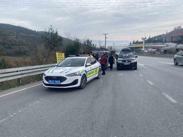 Bursa-Mudanya yolunda bisikletli kazası: 1 kişi yaralandı 5