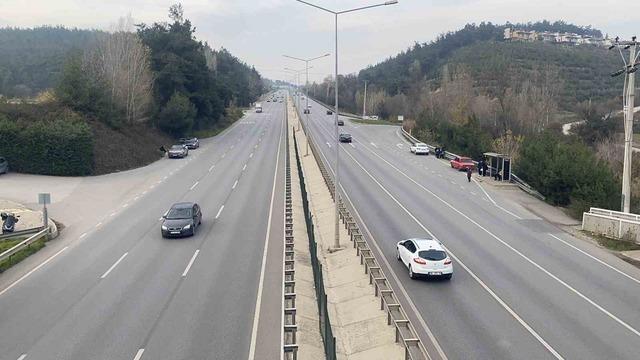 Bursa-Mudanya yolunda bisikletli kazası: 1 kişi yaralandı 6