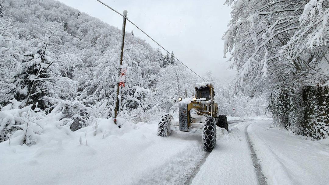 Batı Karadeniz&rsquo;de fırtına uyarısı: Soğuk ve kar kapıda 1