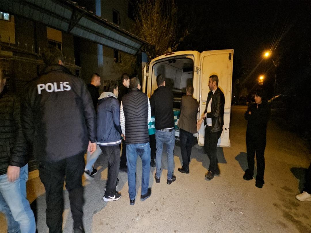 Adana da kan donduran olay! Biri engelli iki &ccedil;ocuğunu &ouml;ld&uuml;r&uuml;p, intihar etti 4