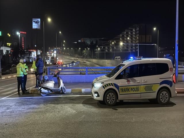 Motosiklet kazasında astsubay ağır yaralandı
