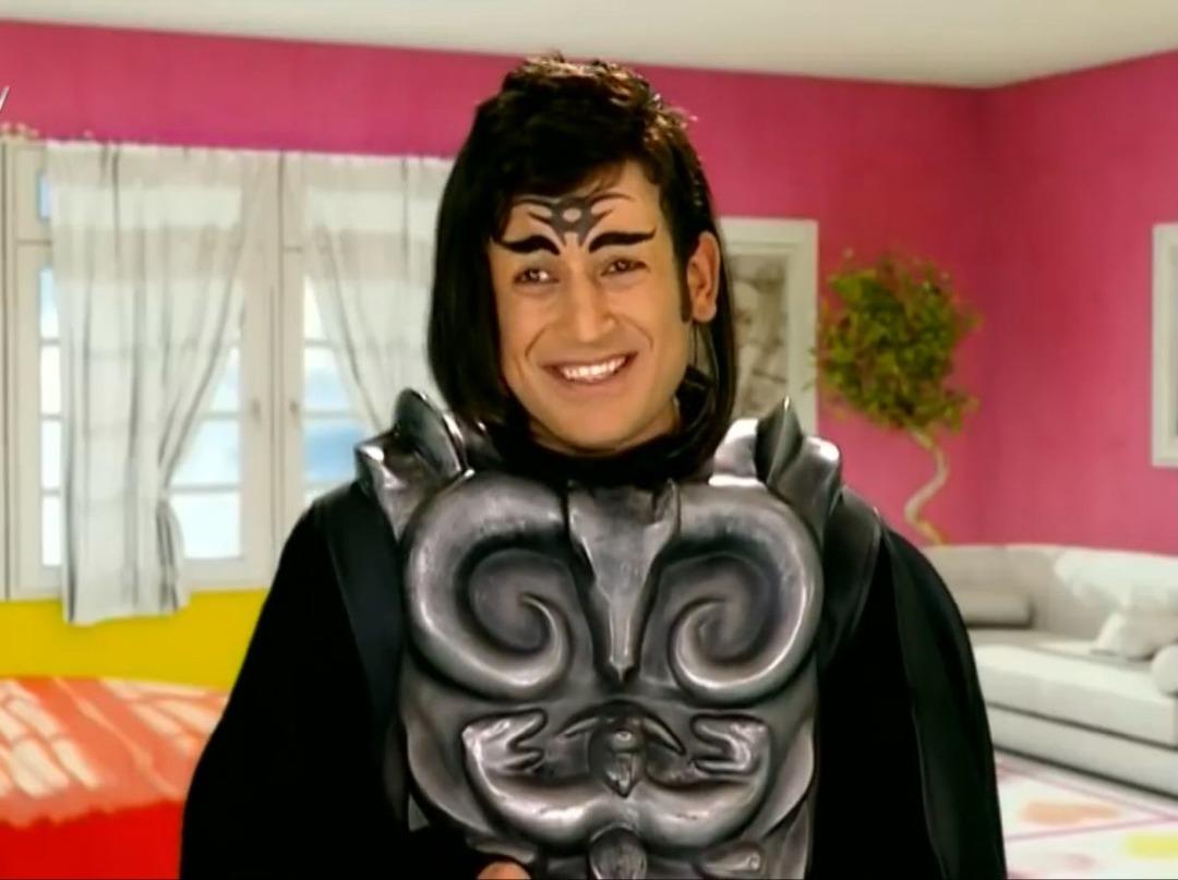 Selena nın M&uuml;stesna sı Parla Şenol dan yıllar sonra  Hades  itirafı: Aram ciddi bozuldu 1